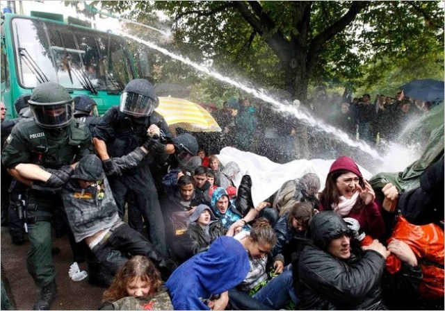 watercannons